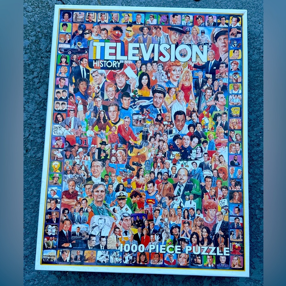 1000 piece Brand New television History puzzle 2005